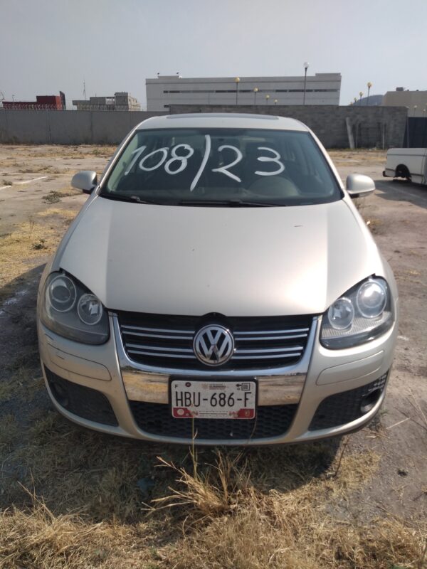 VOLKSWAGEN	BORA - Imagen 2