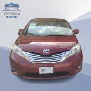TOYOTA SIENNA XLE LIMITED