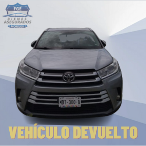 TOYOTA HIGHLANDER SUV