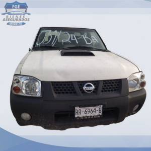 NISSAN DOBLE CABINA
