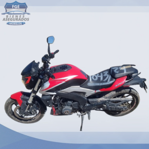 BAJAJ DOMINAR