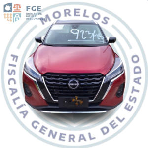 NISSAN	KICKS SE