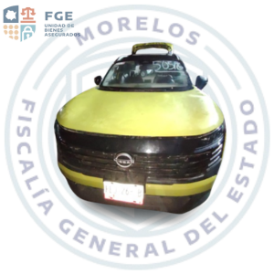 NISSAN	KICKS