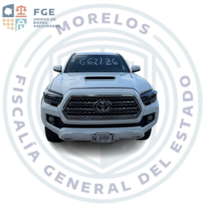 TOYOTA 	TACOMA