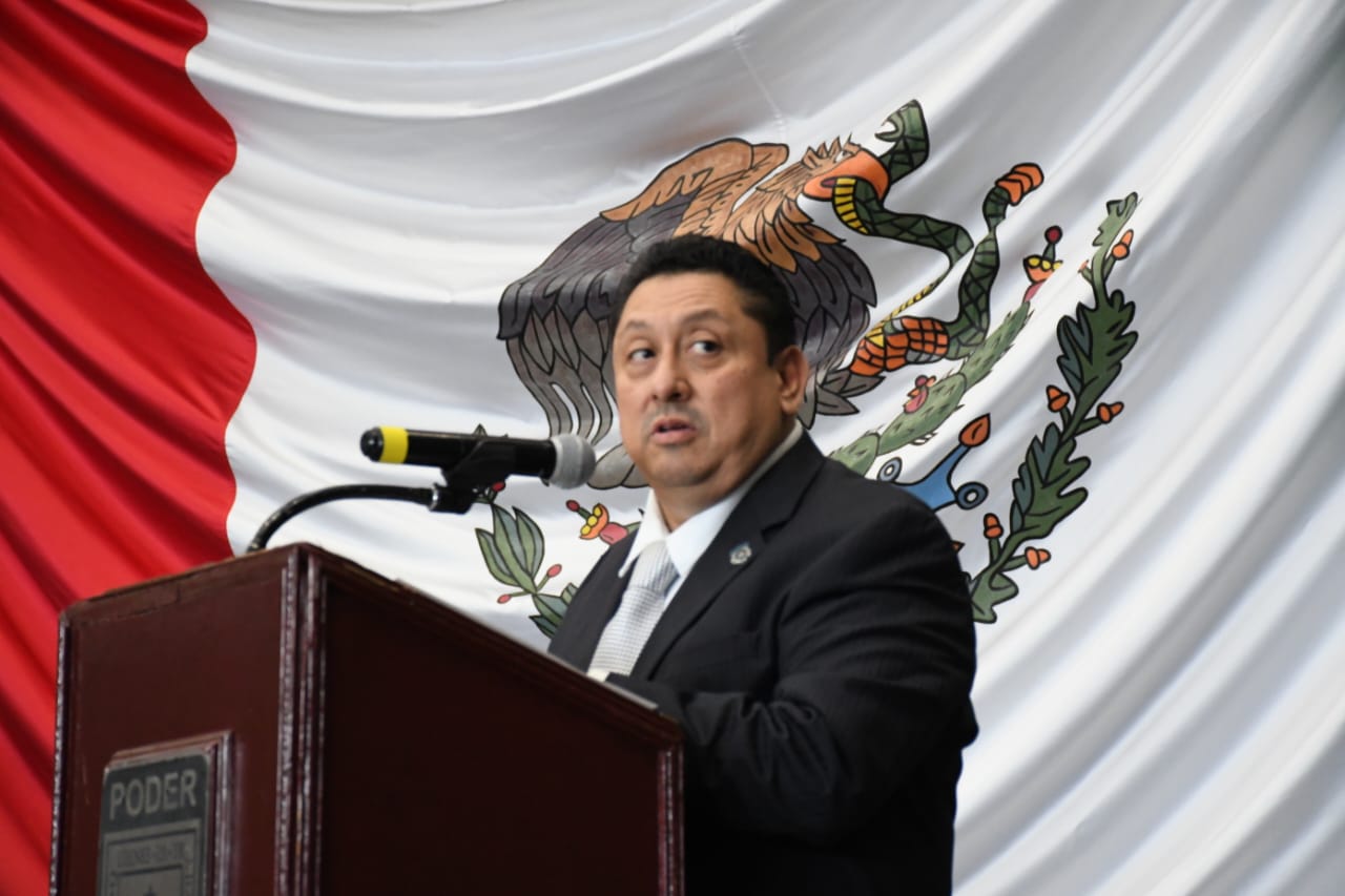 Fiscal de Morelos comparece ante Congreso del Estado