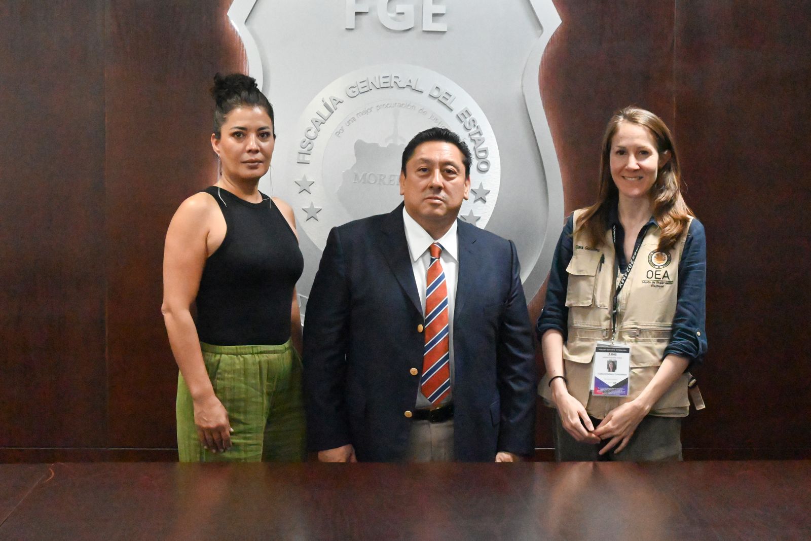 Se reúne FGE con observadora electoral de la OEA