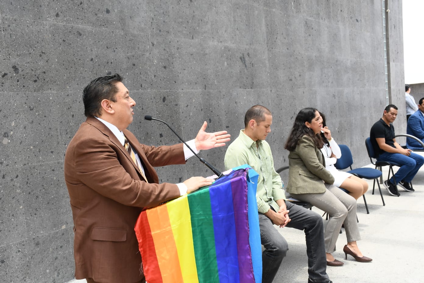 Reafirma FGE respeto y atención institucional a integrantes de la Diversidad Sexual