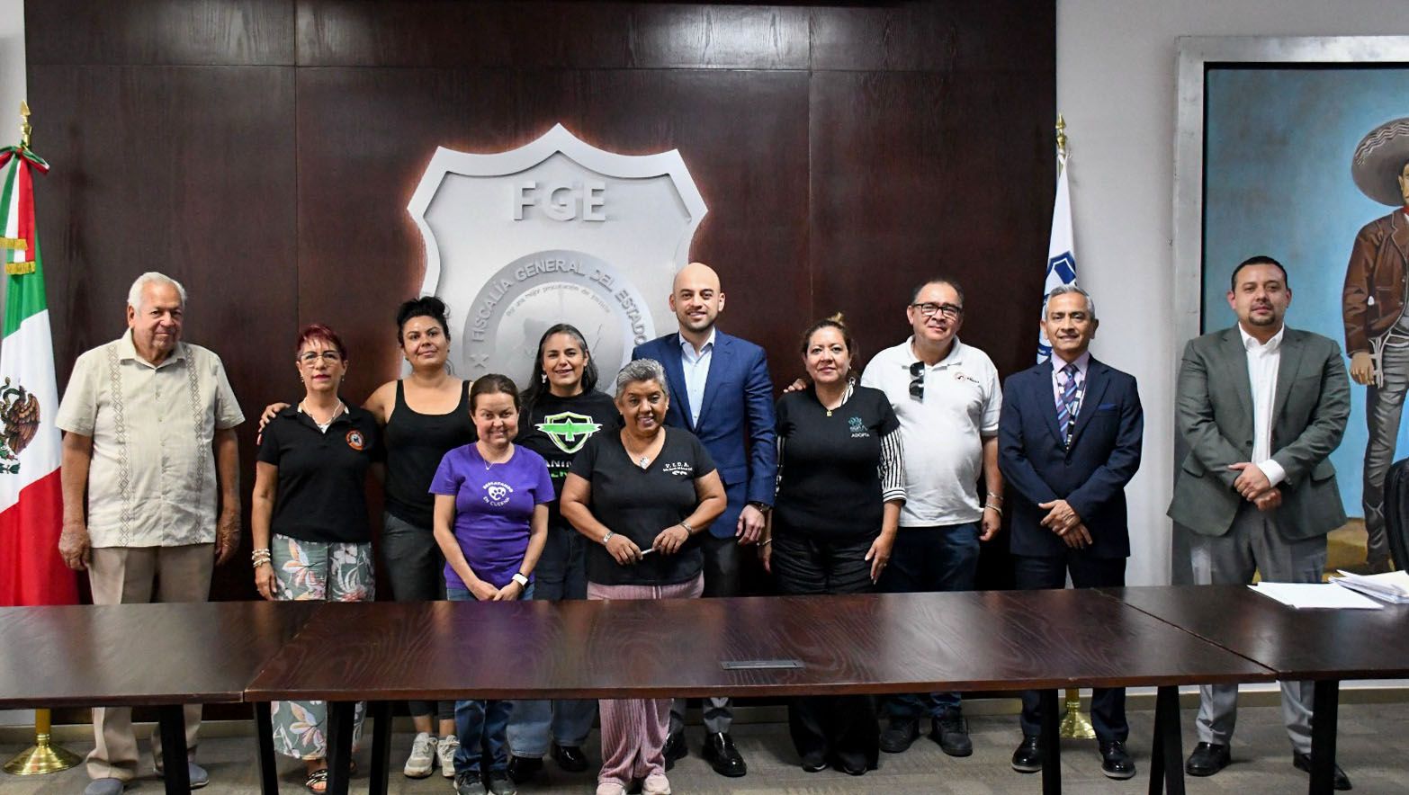 Sostiene Fiscal Edgar Maldonado mesa de trabajo con organizaciones defensores de derechos de animales