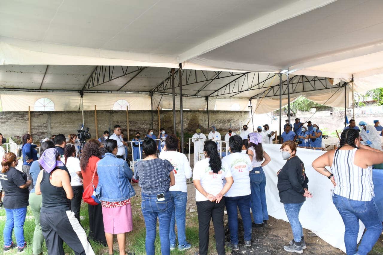 Por condiciones climáticas y riesgo de derrumbe de un muro, se suspenden trabajos de exhumación en el panteón municipal de la comunidad de “Pedro Amaro”, en Jojutla