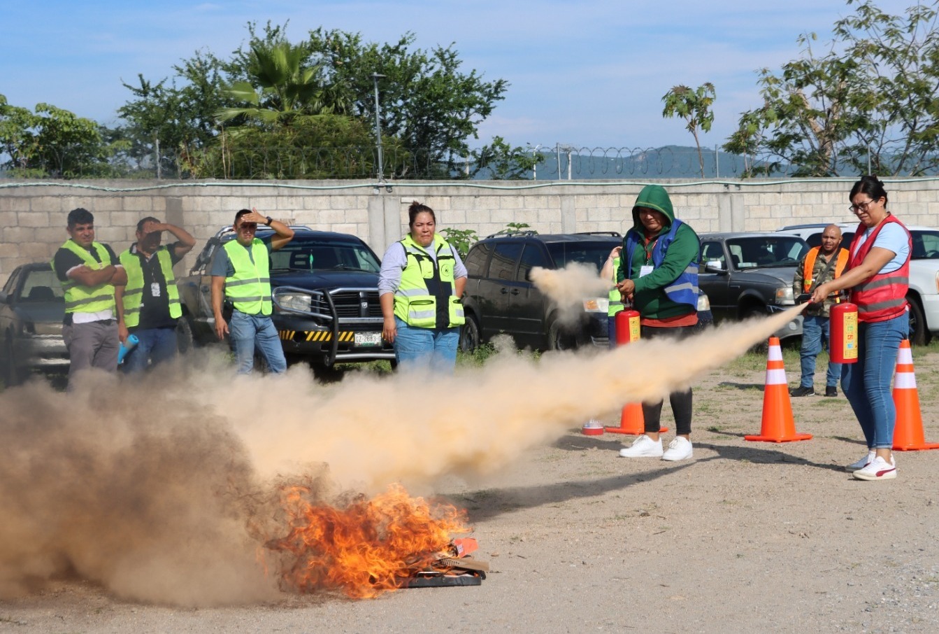 CAPACITA FGE A PERSONAL EN MATERIA DE PROTECCIÓN CIVIL